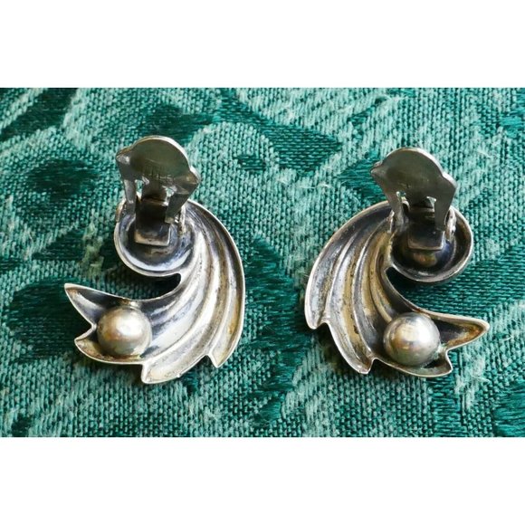 Art Deco Sterling Silver Comet Earrings Signed Danecraft Clip On - Picture 6 of 6